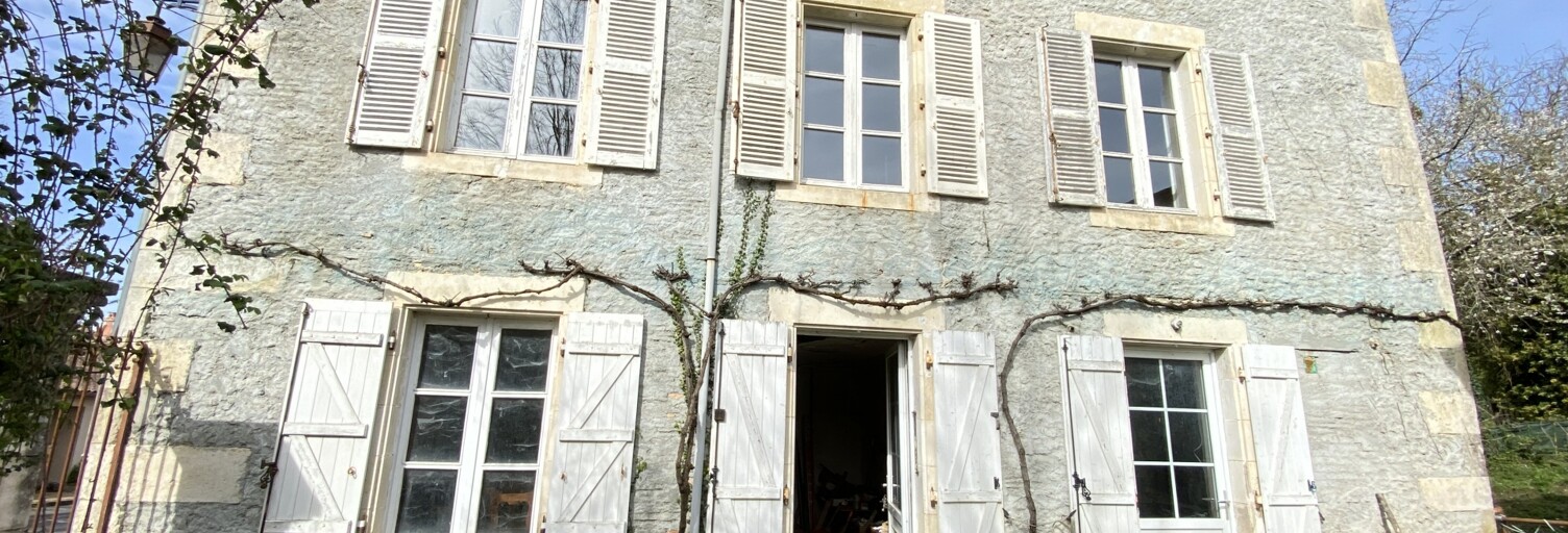 Divers 5 Pièces 160 m² à vendre à Saint-Laurent-de-Céris (16450)