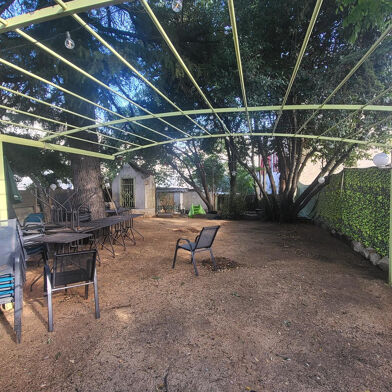 Immeuble  232000 €