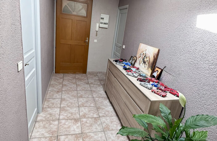 MARTIGUES   FERRIÈRES  A VENDRE T2 de 55 m2   Faibles charge — photo 3