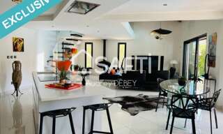 Maison 7 Pièces 162 m² à vendre à Bandol (83150)