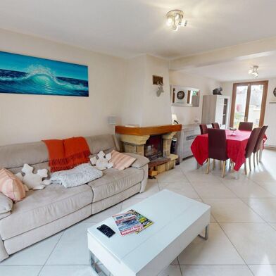 Maison 5 pièces 240000 €