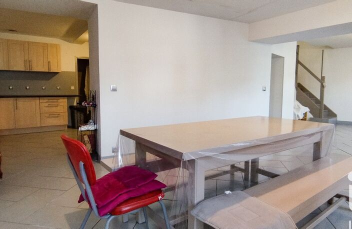 Vente Maison de ville 4 pièces — photo 2