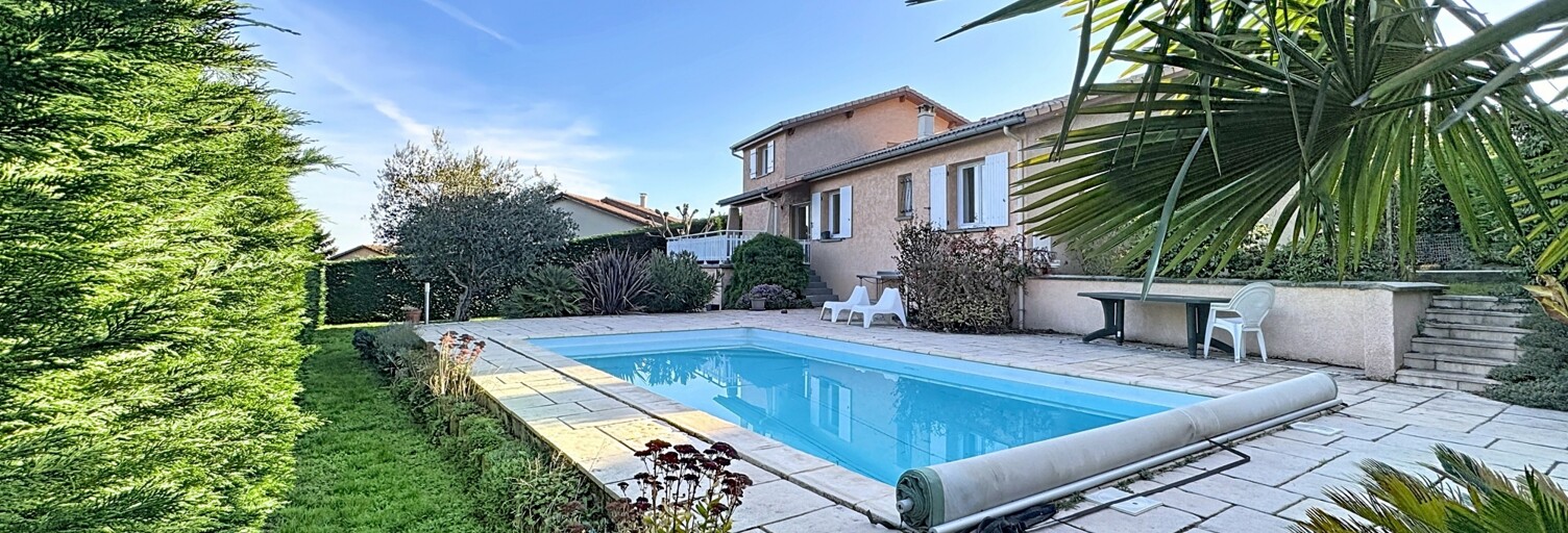 Maison 5 Pièces 132 m² à vendre à Chuyer (42410)