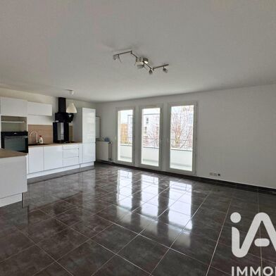 Appartement 4 pièces 218000 €