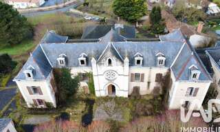 Immeuble  2000 m² à vendre à Mirebeau (86110)