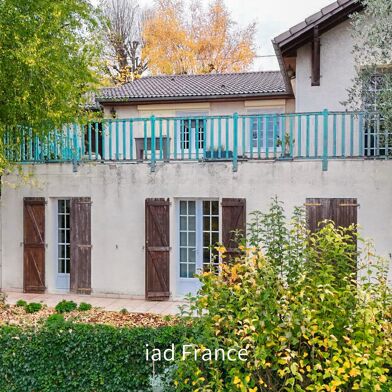 Maison 8 pièces 443000 €