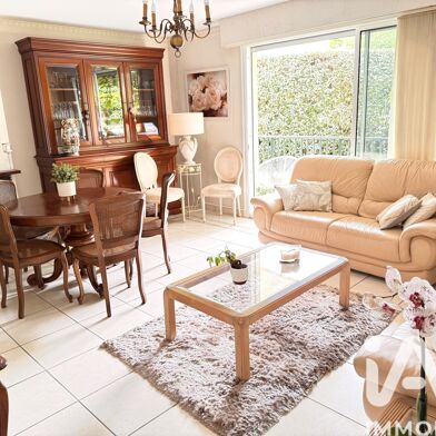 Appartement 3 pièces 319900 €