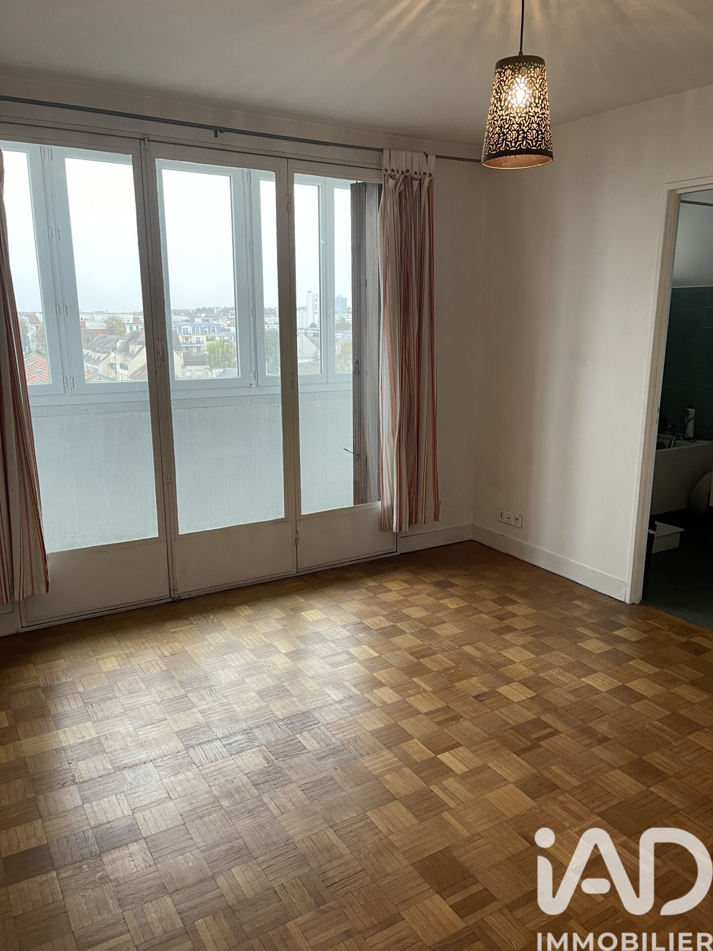 Choisy-le-Roi - 65m² - 3p. - 2ch.