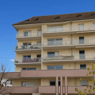 Appartement 6 pièces 330000 €
