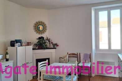 Appartement 3 pièces 560 €