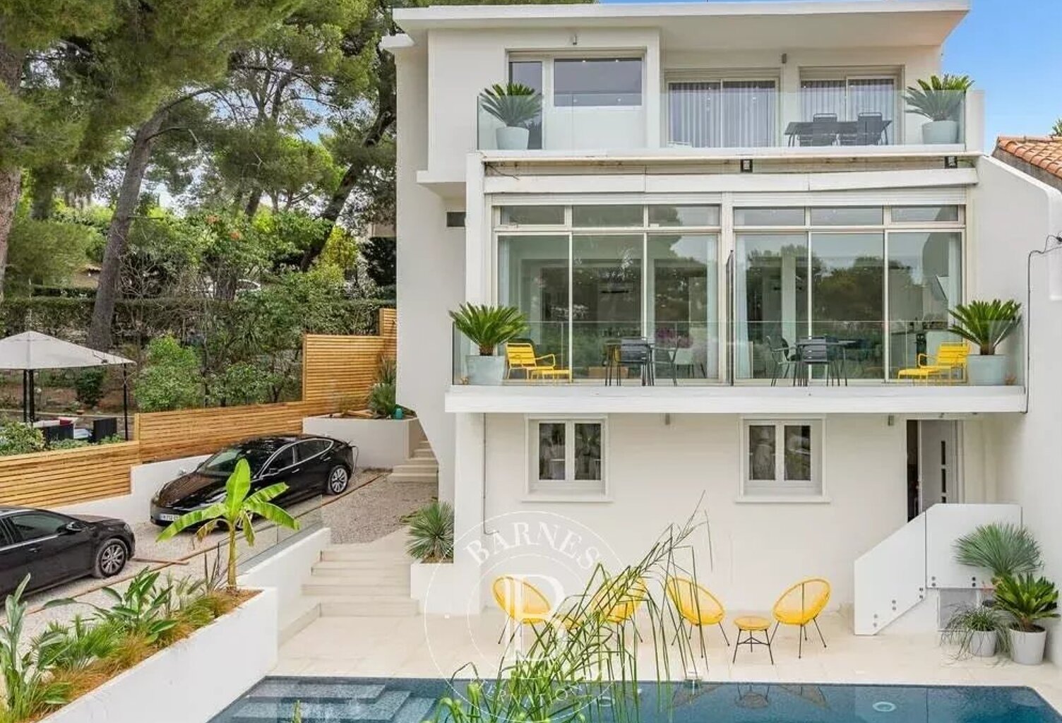 VENTE - CASSIS - VILLA CONTEMPORAINE - PISCINE - VUE SUR LA MER — photo 1