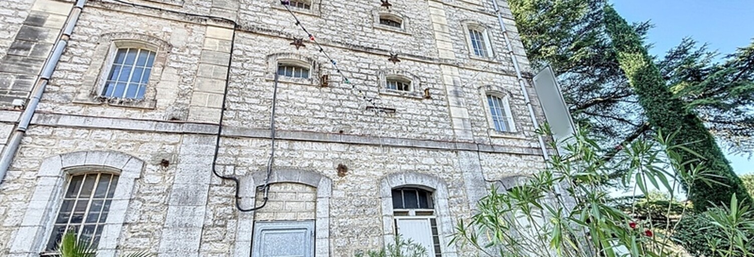 Maison 10 Pièces 240 m² à vendre à Ruoms (07120)