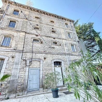 Maison 10 pièces 599000 €