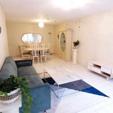 Appartement 3 pièces 1300 €