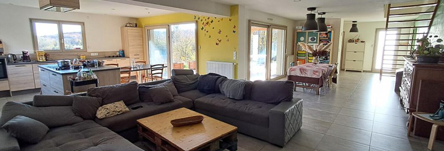 Maison 10 Pièces 253 m² à vendre à Noroy-le-Bourg (70000)