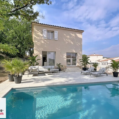 Maison 4 pièces 324000 €