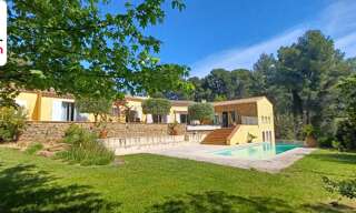 Maison 7 Pièces 250 m² à vendre à Saint-Cyr-sur-Mer (83270)