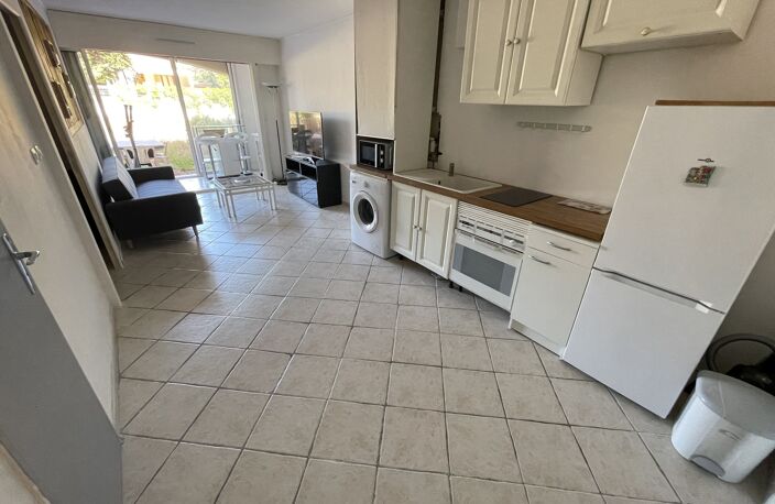 Vente appartement 2 pièces 40 m² Saint-Mandrier-sur-Mer (83430) — photo 3
