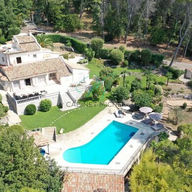 Maison 10 pièces 2350000 €