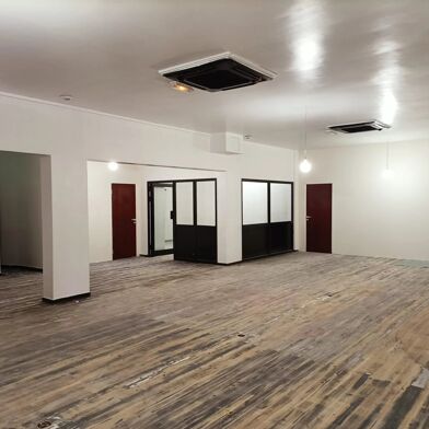 Commerce 4 pièces 3900 €