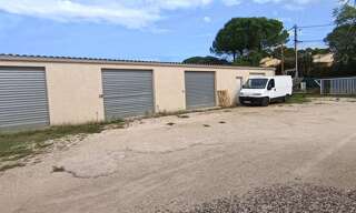 Garage  170 m² à vendre à Tresques (30330)