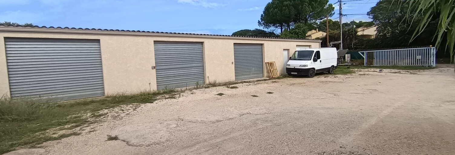 Garage  170 m² à vendre à Tresques (30330)