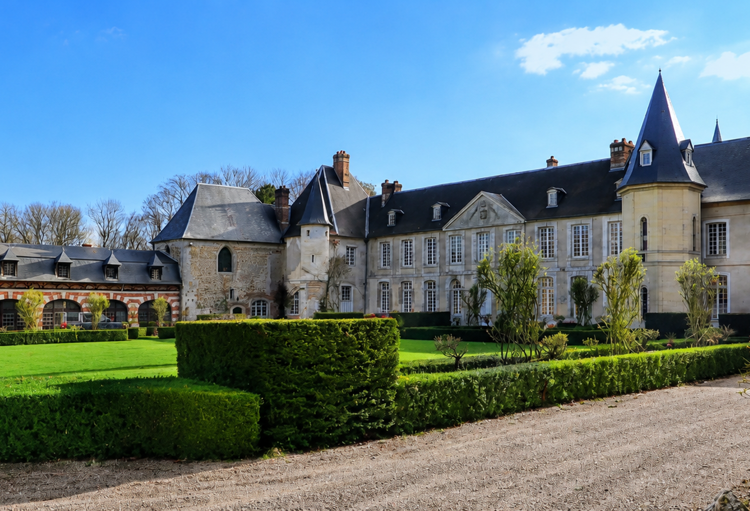 Dpt Eure (27) à vendre Château, maisons de gardiens et de ch — photo 1