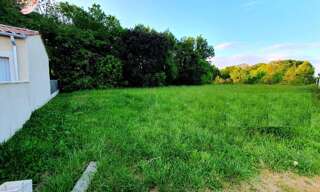 Terrain   m² à vendre à Val-de-Cognac (16370)