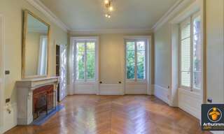 Maison 9 Pièces 181 m² à louer à Tassin-la-Demi-Lune (69160)