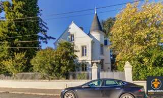 Maison 9 Pièces 181 m² à louer à Tassin-la-Demi-Lune (69160)