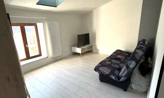 Appartement 1 Pièce 27 m² à louer à Pont-d'Ain (01160)