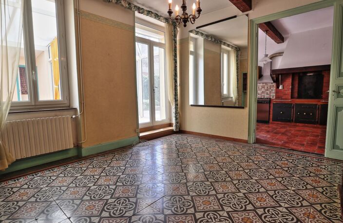 Maison Avec véranda, cour et grenier — photo 3