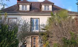 Maison 8 Pièces 205 m² à vendre à Lacapelle-Marival (46120)