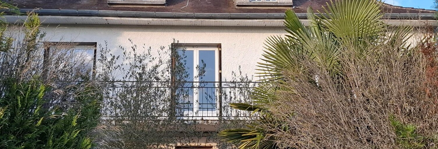 Maison 8 Pièces 205 m² à vendre à Lacapelle-Marival (46120)