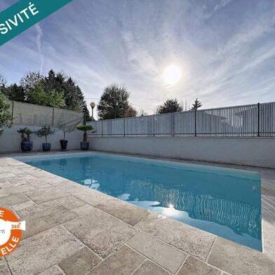 Maison 5 pièces 335000 €