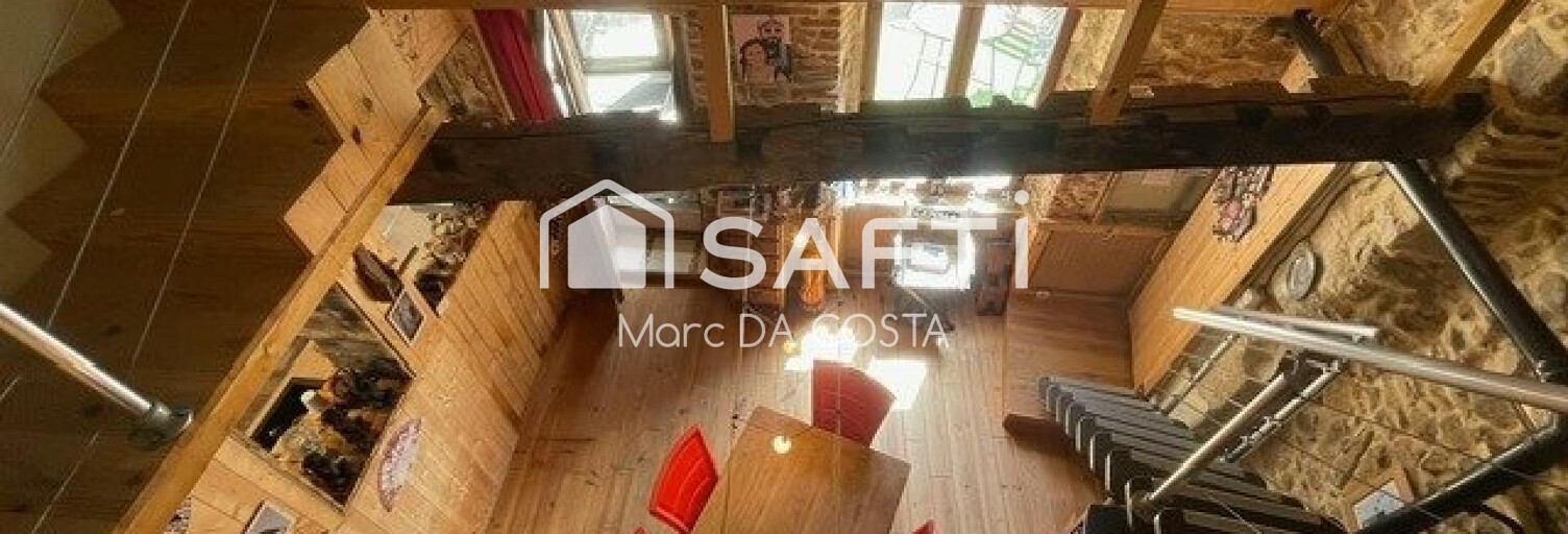 Maison 10 Pièces 225 m² à vendre à Chevrières (42140)