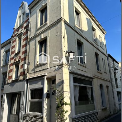 Immeuble  277000 €