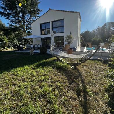 Maison 5 pièces 555000 €