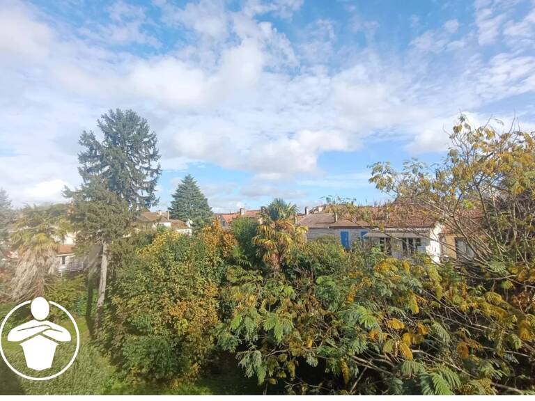 À vendre à Agen. — photo 1