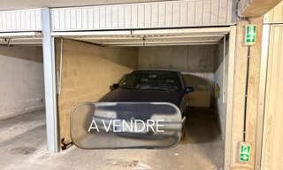 Garage  15 m² à vendre à Marseille 12 (13012)