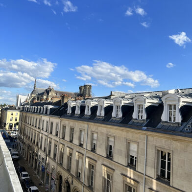 Appartement 3 pièces 1200 €