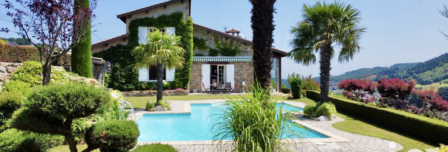 Maison 6 Pièces 186 m² à vendre à Satillieu (07290)