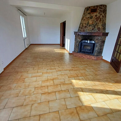 Appartement 5 pièces 206700 €