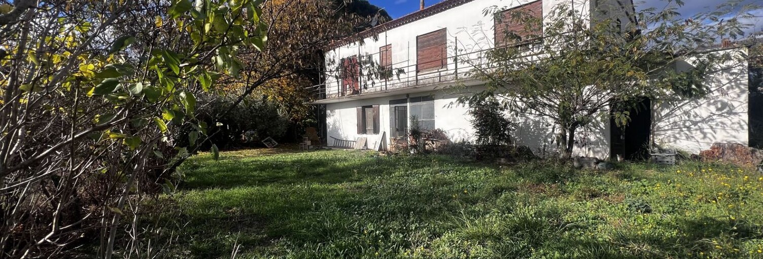 Maison 6 Pièces 135 m² à vendre à Saint-Gilles (30800)