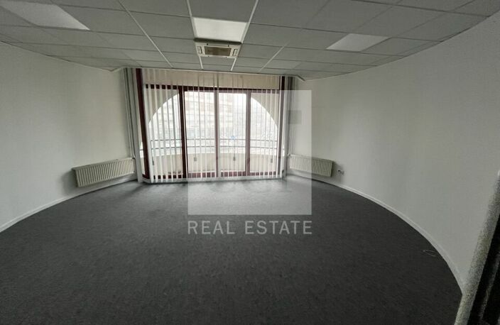 BUREAUX à LOUER — photo 4