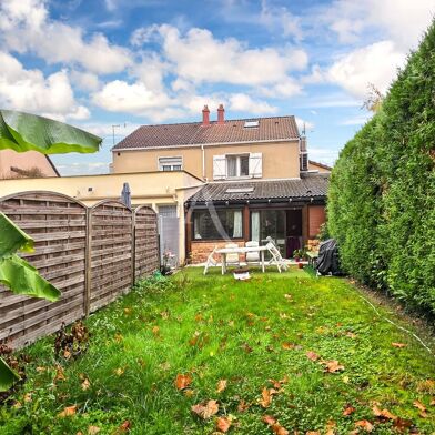 Maison 4 pièces 295400 €