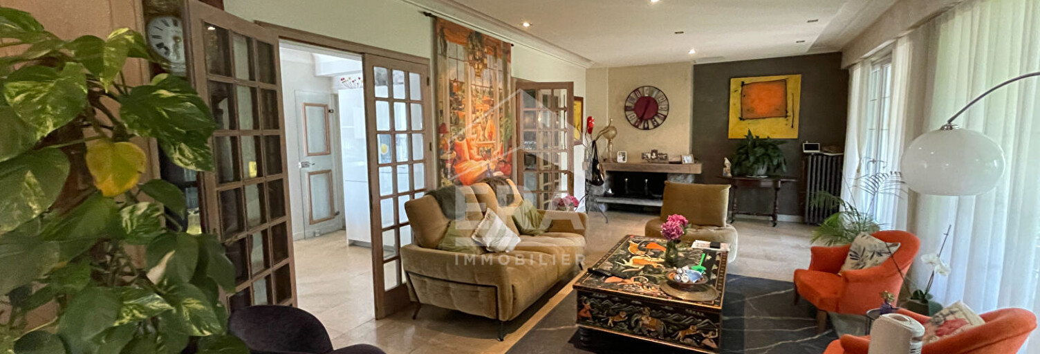 Maison 7 Pièces 223 m² à vendre à Gelos (64110)