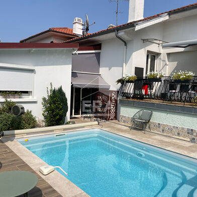 Maison 7 pièces 630890 €