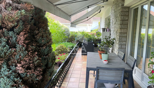 Villa / Maison 7 pièces  à vendre Gelos 64110