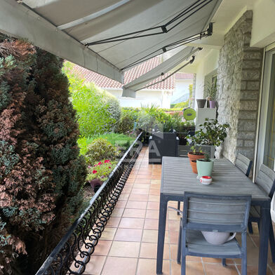 Maison 7 pièces 590800 €